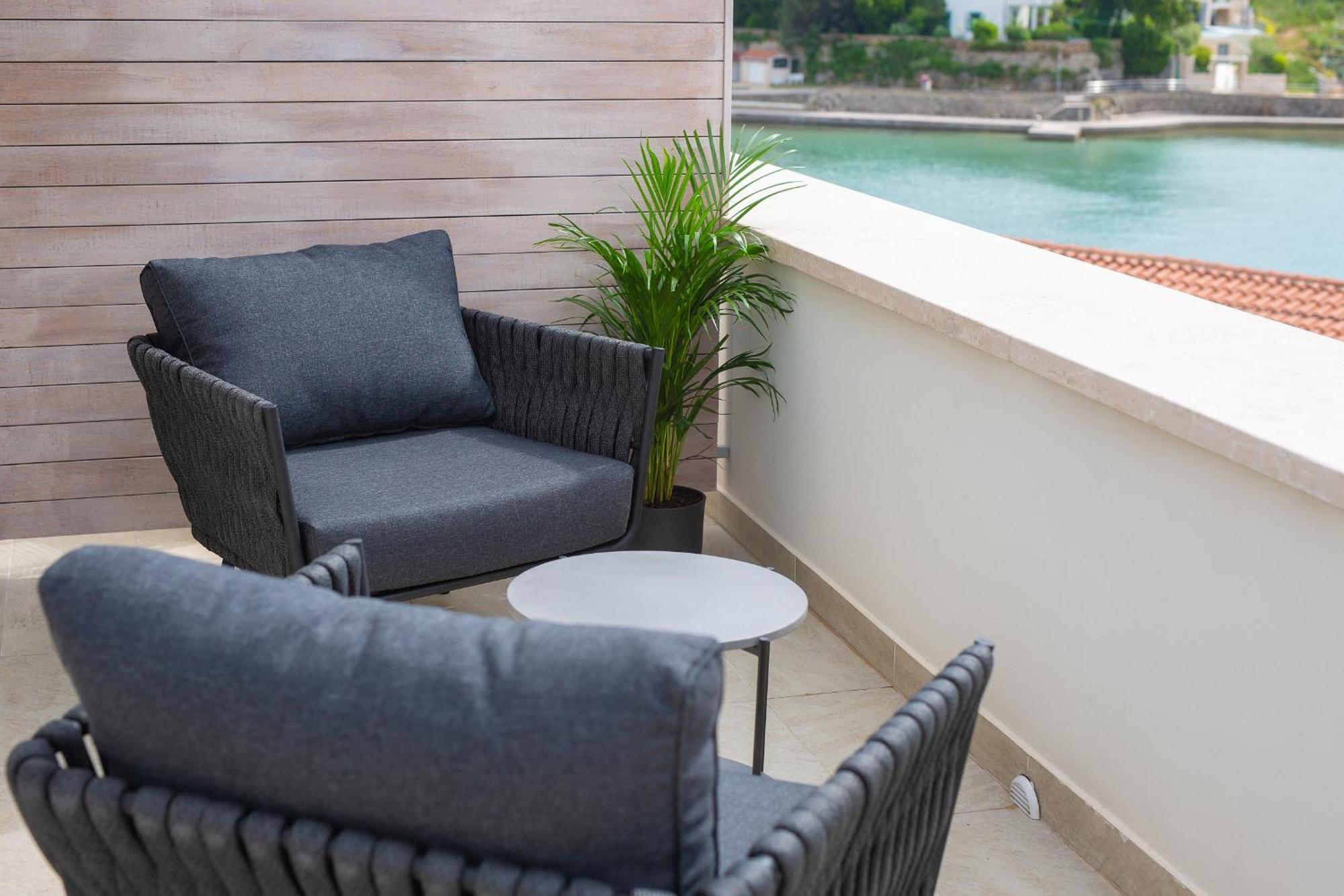Portella Rooms Крк Екстер'єр фото