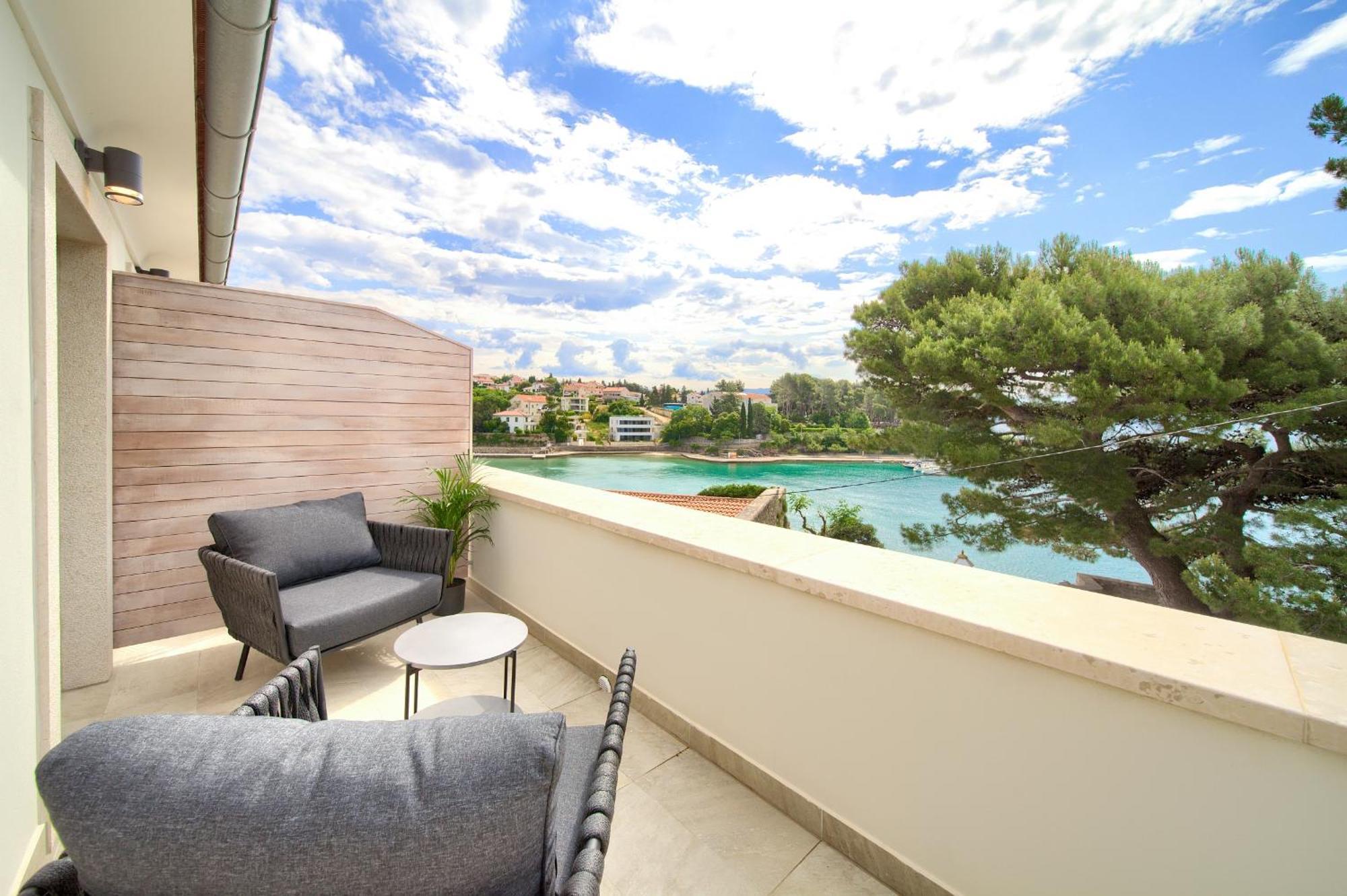 Portella Rooms Крк Екстер'єр фото